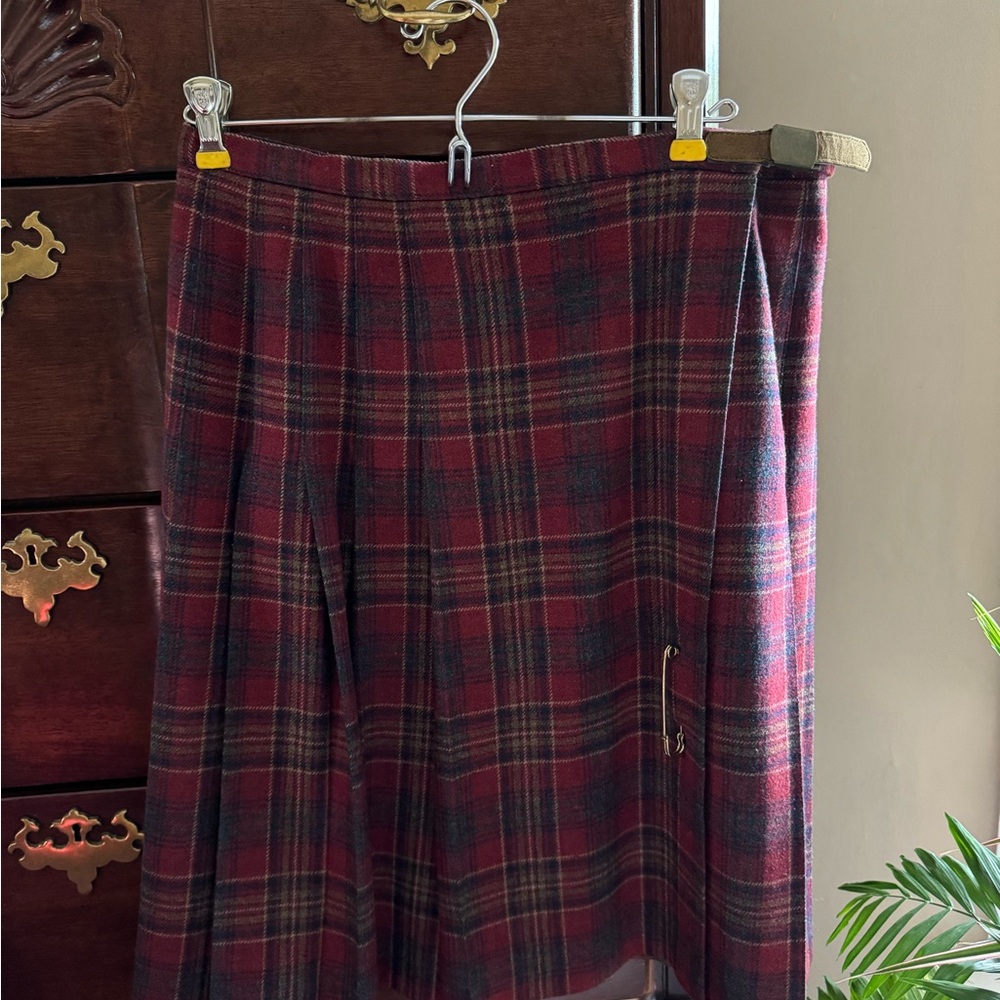 Pendleton Woman’s size 12 wool skirt